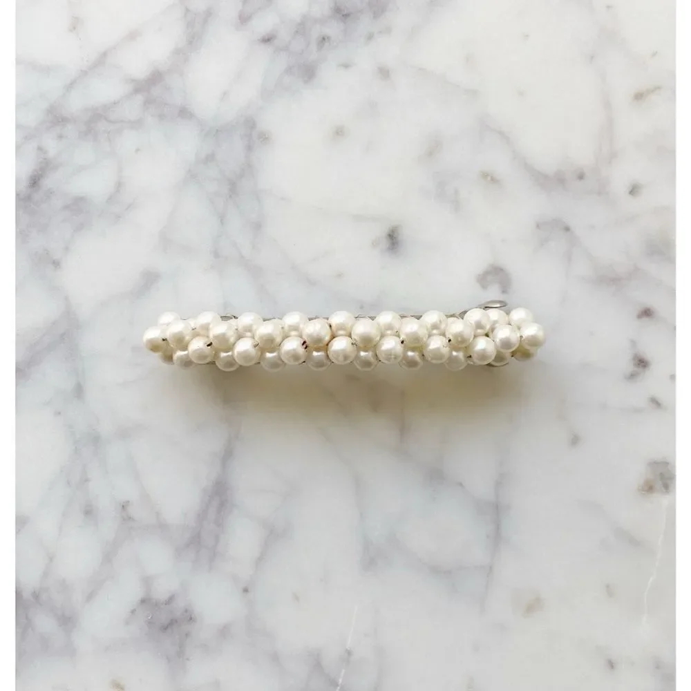 VINTAGE Pearl Hair Clip
